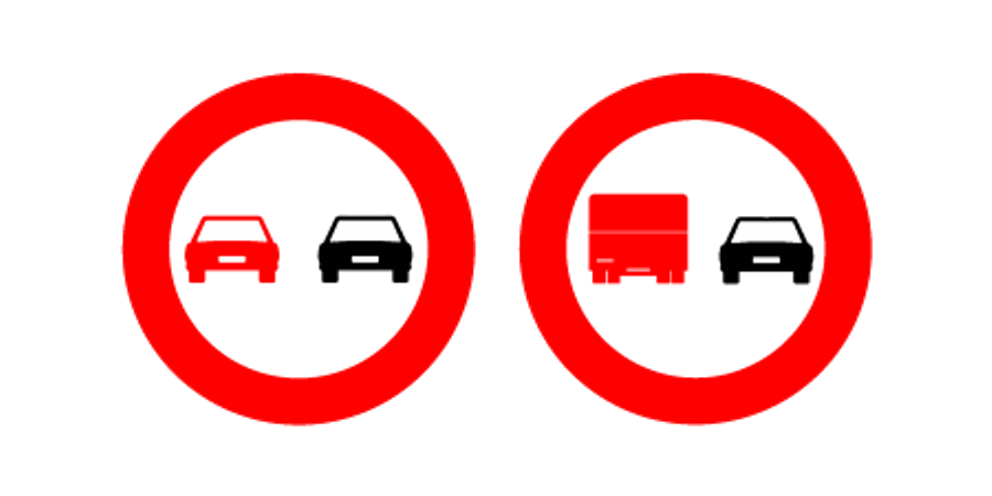Las señales de adelantamiento prohibido y de adelantamiento prohibido para camiones, una junto a otra
