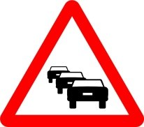 Señal: Congestión: tramo en el que frecuentemente la circulación se encuentra detenida o dificultada por congestión del tráfico