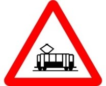Señal: Cruce de tranvía: peligro por la proximidad del cruce con una línea de tranvía, que tiene prioridad de paso