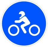 Señal: Calzada obligatoria para motocicletas de dos ruedas: obligación para los conductores de motocicletas de dos ruedas y vehículos de tres ruedas asimilados a motocicletas de circular por la calzada a cuya entrada esté situada