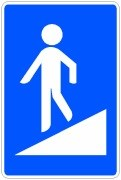 Señal: Paso inferior para peatones con rampa: situación de un paso inferior para peatones acondicionado con rampa