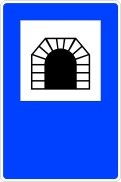 Señal: Túnel: principio y, eventualmente, nombre de un túnel, de un paso inferior o de un tramo de vía equiparado a túnel; puede llevar abajo su longitud en metros