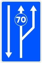 Señal: Carriles reservados en función de la velocidad señalizada: ampliación de un carril por la derecha, en calzada de doble sentido; el carril con la señal de velocidad mínima solo pueden usarlo los vehículos que circulen a la velocidad indicada o a más; su final lo marca la señal de fin de velocidad mínima o la de final de carril correspondiente