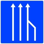 Señal: Final de carril destinado a la circulación: en una calzada de cuatro carriles con un único sentido de circulación, desaparición del carril derecho y cambio de carril preciso